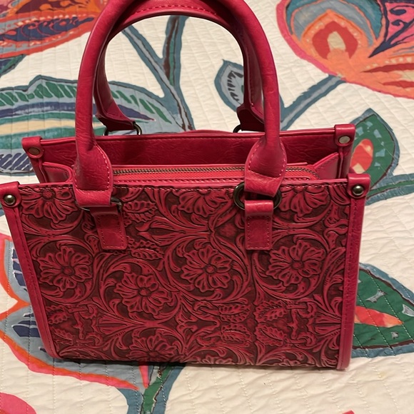 Handbag - Picture 2 of 5